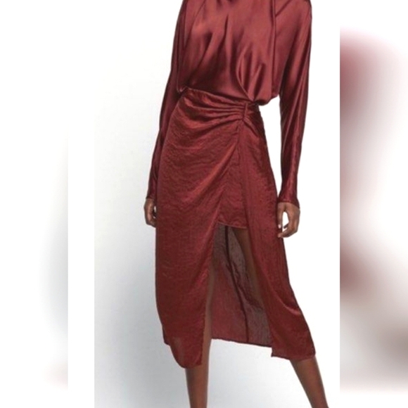 ZARA Cognac ruched front layered midi skirt with side slit In Bronze. Size M NWT - Picture 1 of 10